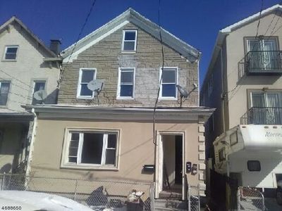 129 S Park St, Elizabeth, NJ, 07206