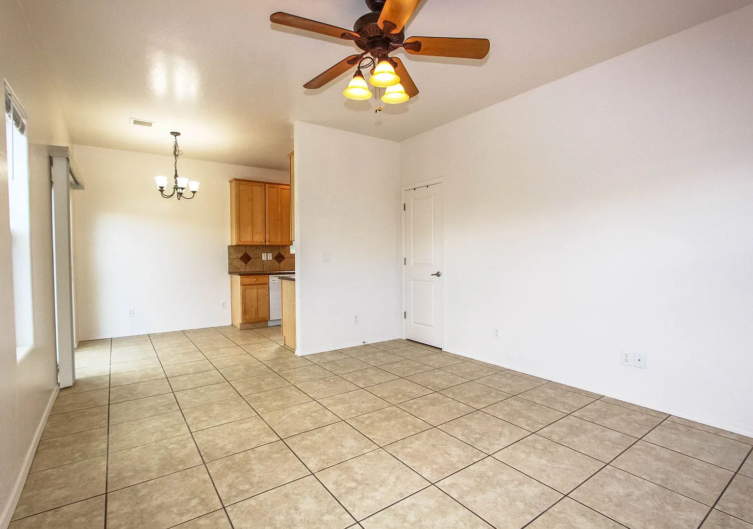 3 bedroom 2 bath home in Dewey Humboldt - — Photo 3
