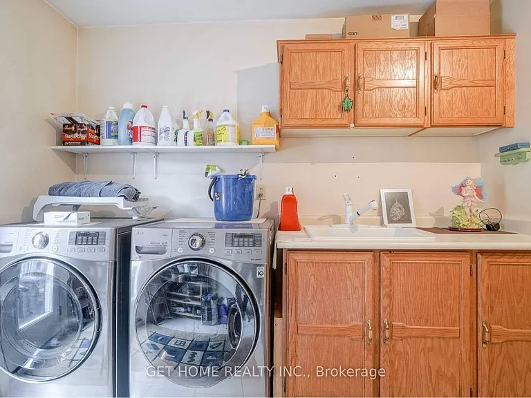 5668 Turney Dr #UPPER — Photo 15