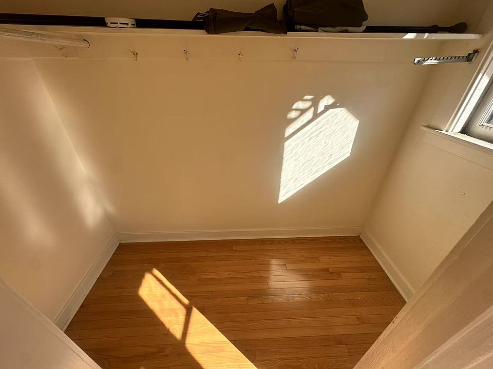 1st image of 306 Fair Oaks St APT 1