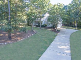 471 Kinnis Creek Dr, Angier, NC 27501