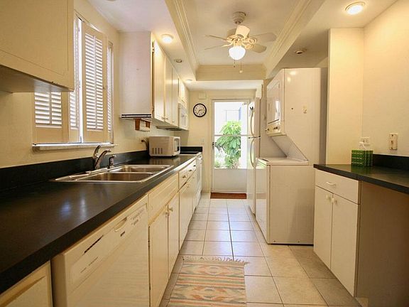 3rd image of 14 Turtle Creek Dr #0