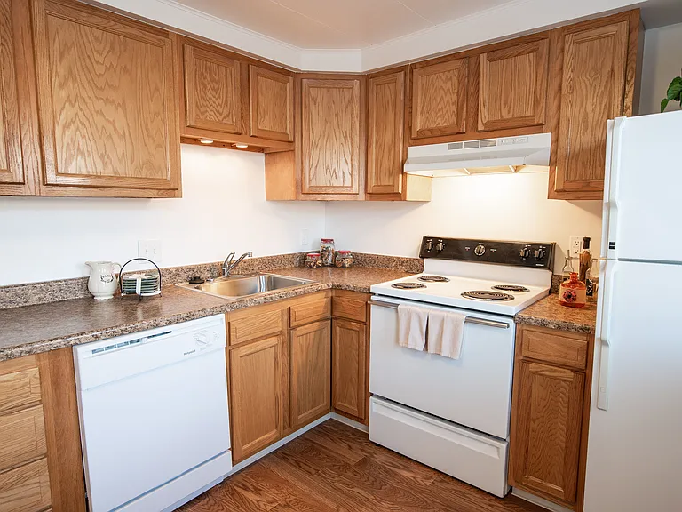 Saddle Club Townhomes — Photo 3