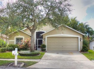 1617 Maximilian Dr, Zephyrhills, FL 33543
