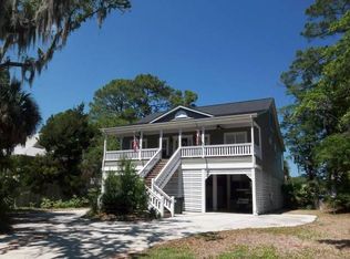 59 Rice Ln, Edisto Island, SC 29438