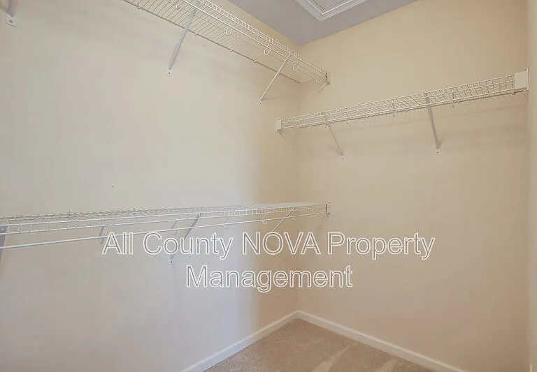 2908 Pinebrook Rd — Photo 35