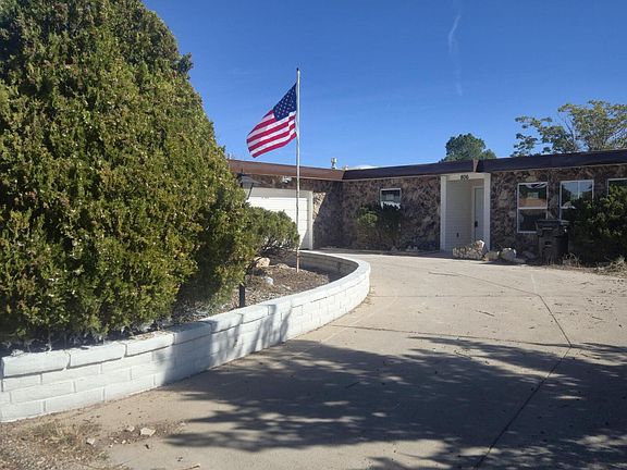 2nd image of 806 Oreja De Oro Dr SE