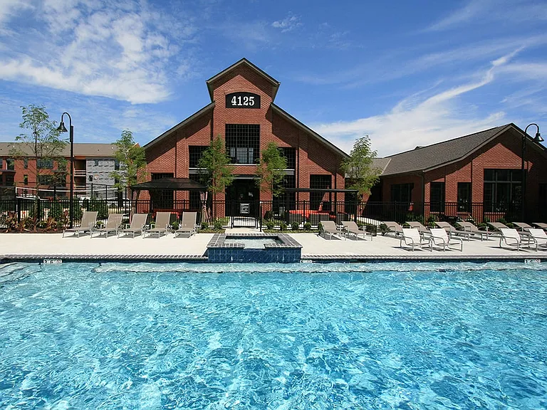 Welcome to Hayden Lofts Luxury Apartments