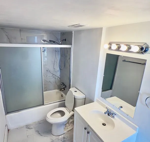 1351 NE Miami Gardens Dr #422 — Photo 8
