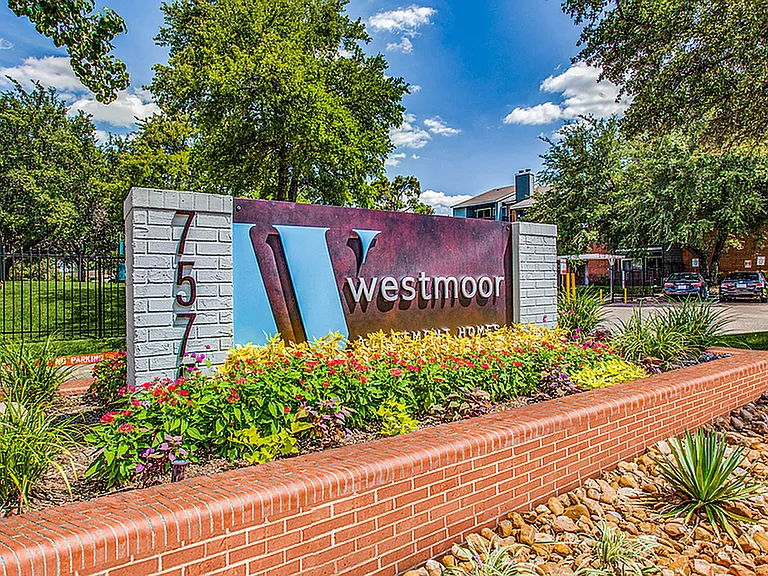 Westmoor Apartment Homes — Photo 81