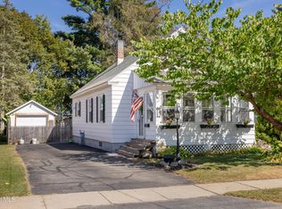 29 Wilson Ave, South Glens Falls, NY 12803
