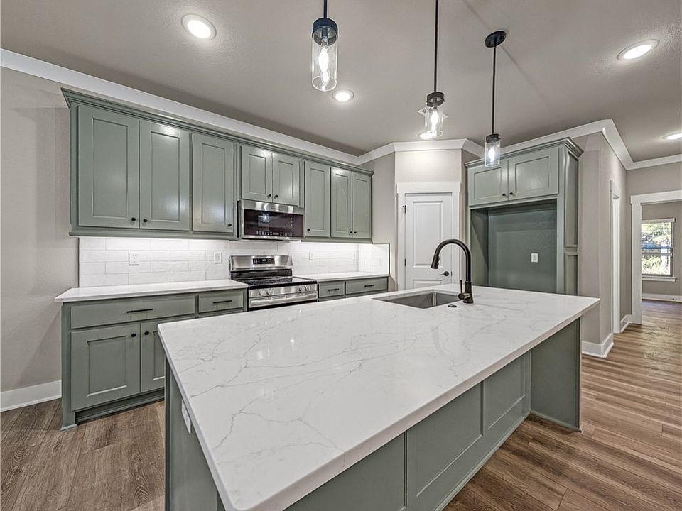 1st image of 7 Bressay Ln