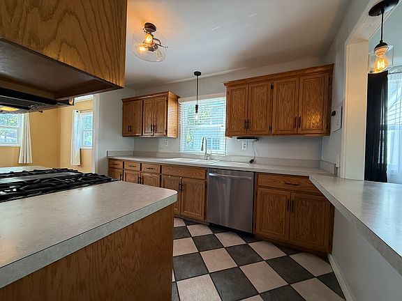 5th image of 1417 Glenwood Ave