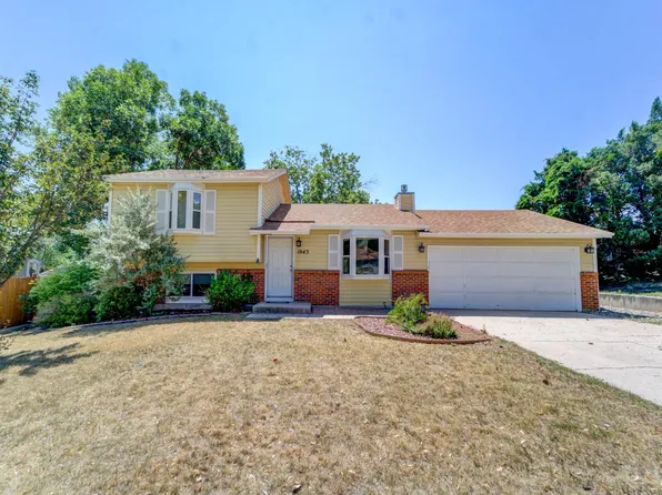 1943 Palm Dr, Colorado Springs, CO 80918