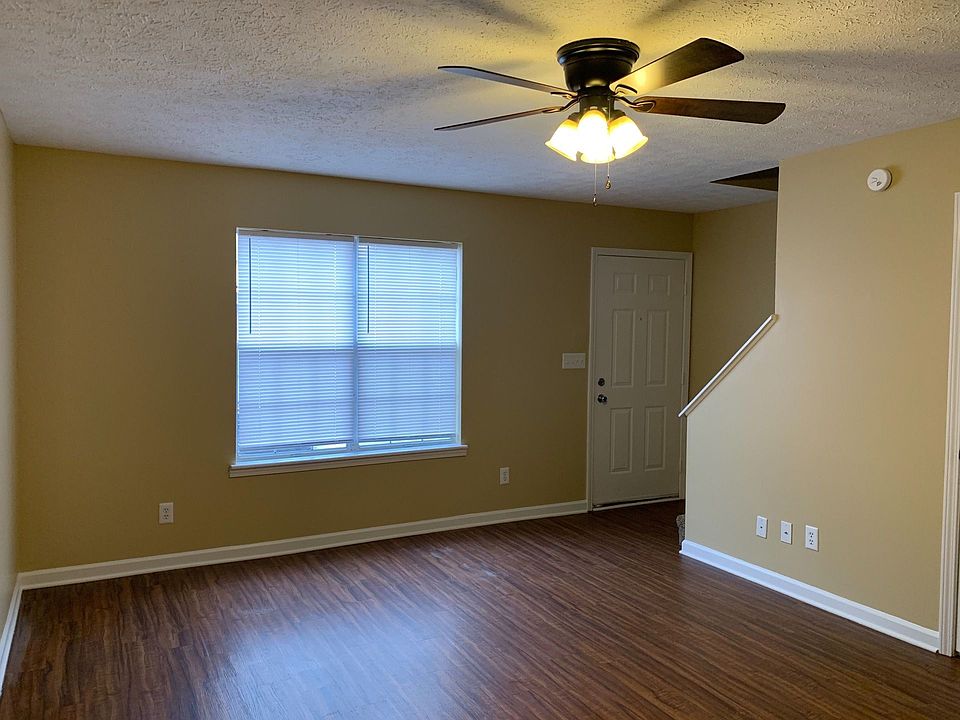 1st image of 3865 Northeast Dr
