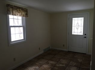 802 California Ave, Ellwood City, PA 16117