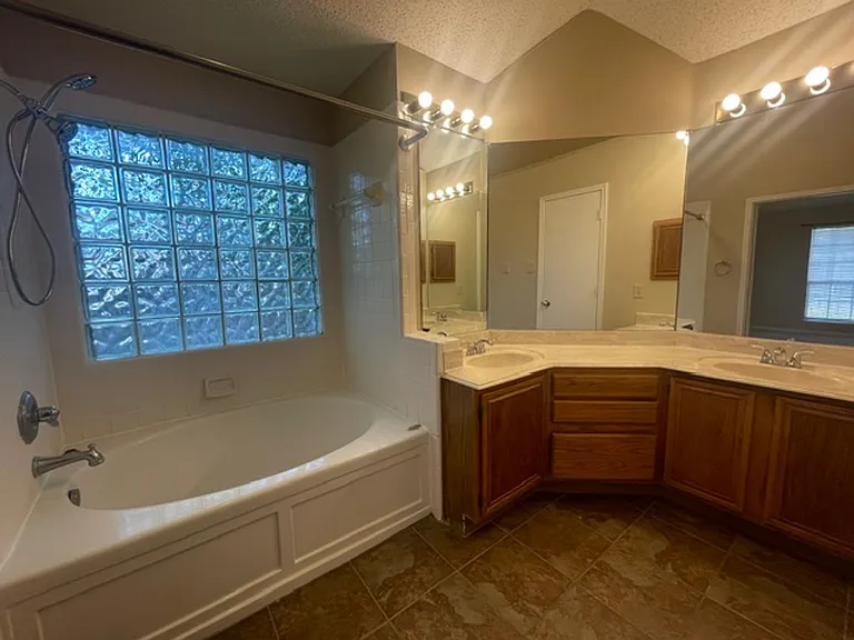 4741 Birchbend Ln — Photo 19