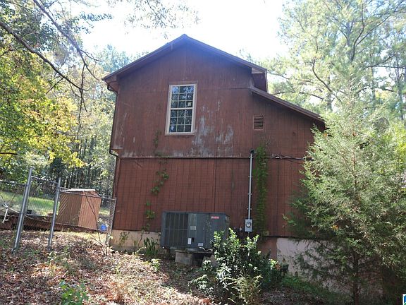 2nd image of 7030 Lou George Loop