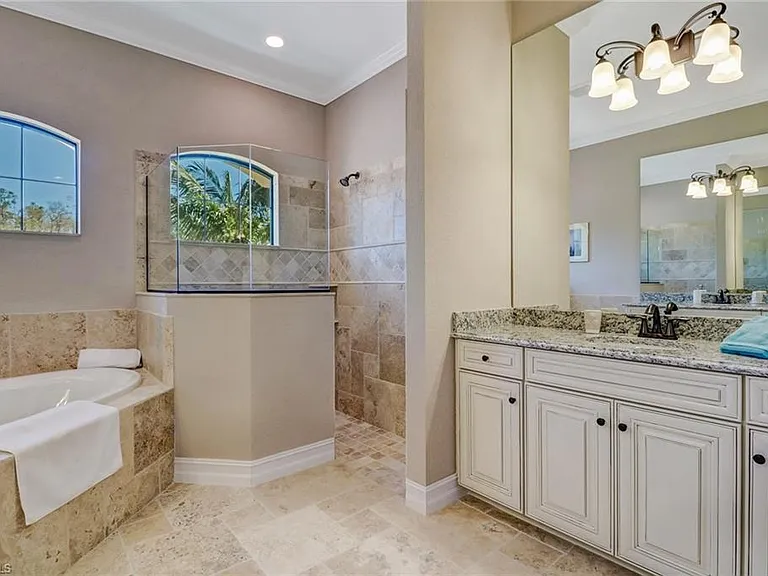 9902 Corso Bello Dr — Photo 25