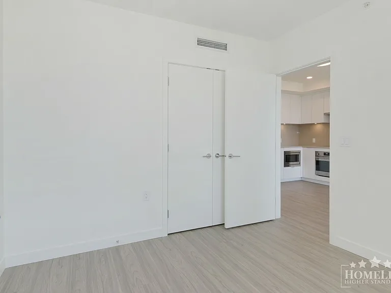 13675 107a Ave #1507 — Photo 12