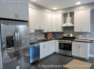 8 Cross St #2A, Somerville, MA 02145