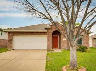 913 Hannah Way, Dallas, TX 75253