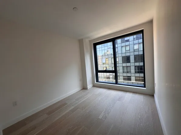 144-49 Northern Boulevard image 3 of 5