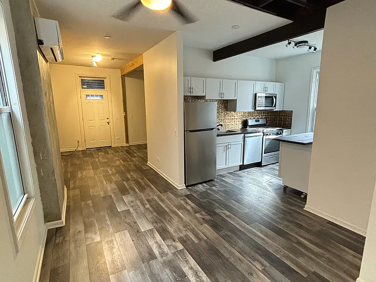 2635 S Princeton Ave #3R — Photo 4