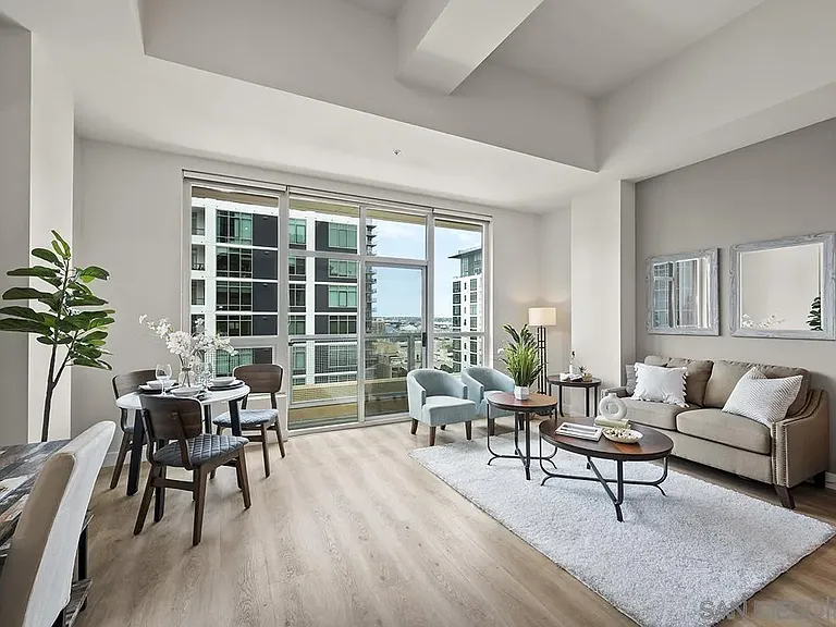 350 W Ash St #1006 — Photo 12