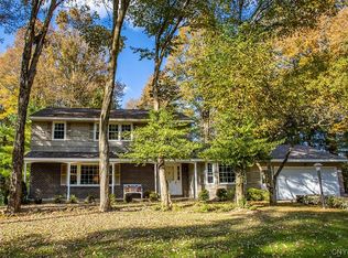 138 Stanwood Ln, Manlius, NY 13104