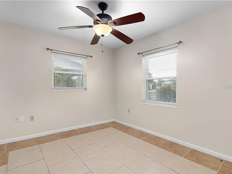 1003 Dora Ave — Photo 10