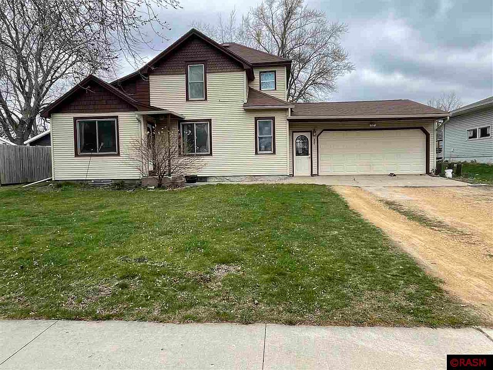 1st image of 500 W 1st St