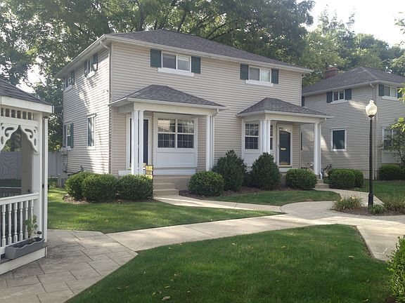 2nd image of 215 Delhi Ave