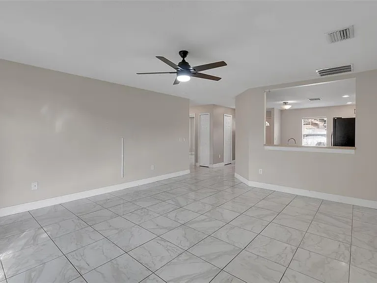 810 Valnera Ct — Photo 12