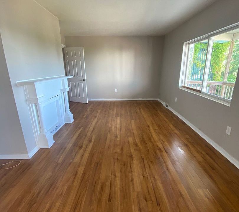 1st image of 1022 E Warrington Ave #1