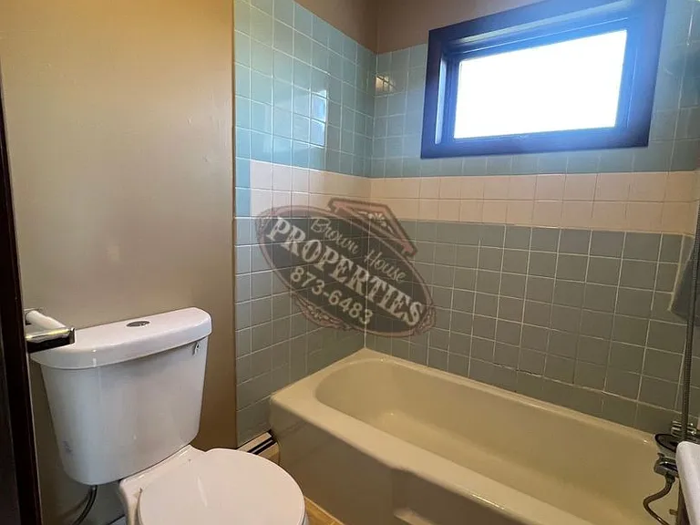 135 Oakland Rd — Photo 25