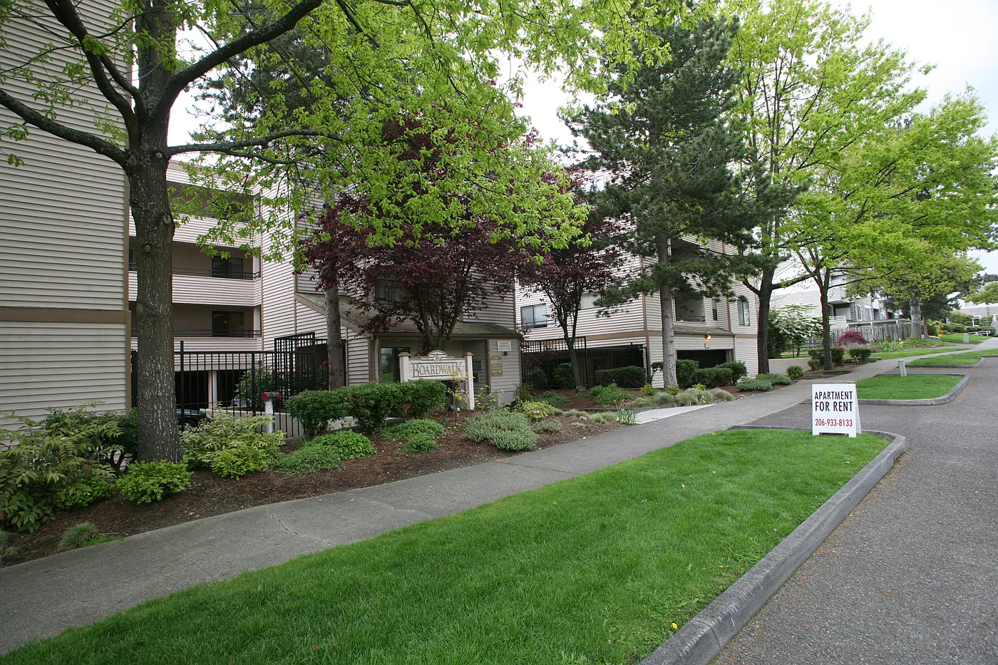 2 bed, 1100 sqft, $2,195 — Photo 1