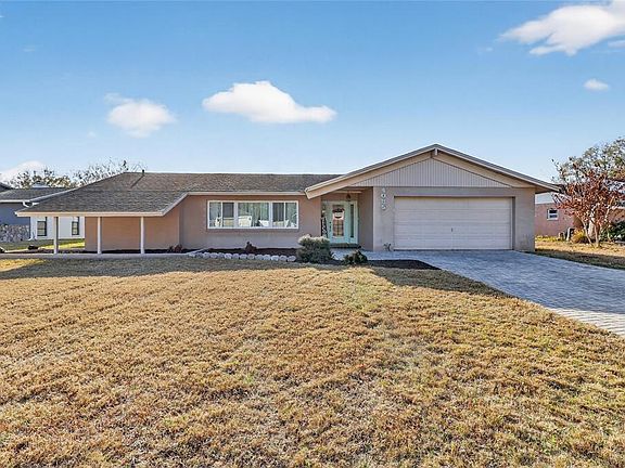 2nd image of 4085 Old Colony Rd