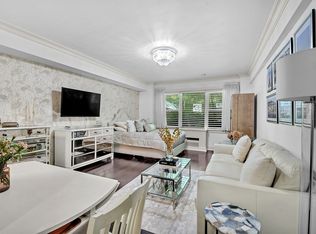 310 E 49th St APT 1E, New York, NY