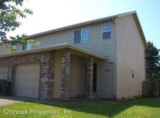 725 Cloverleaf Loop, Springfield, OR 97477