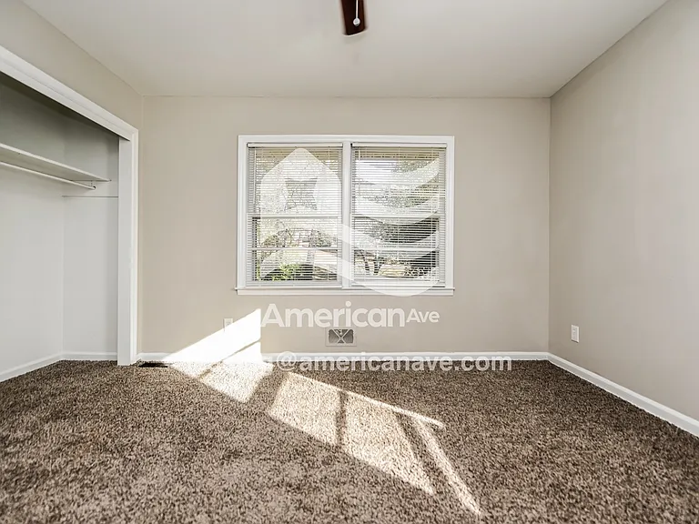 435964_011_wm_-_bedroom_13448444.jpg