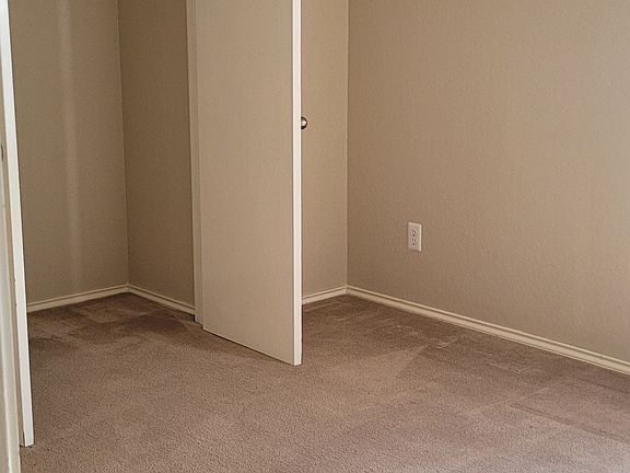 2nd room upstairs