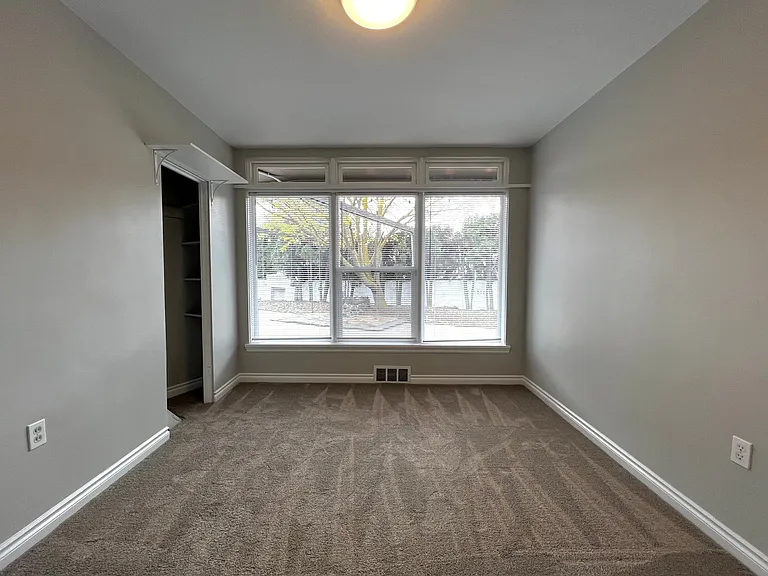 416 S 23rd Ave — Photo 14