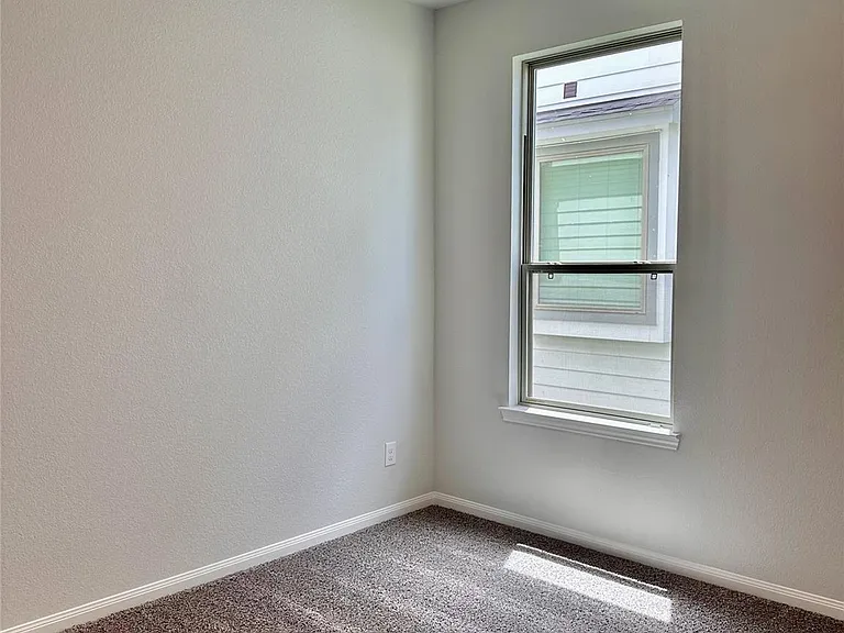 730 Tejas Village Pkwy — Photo 11