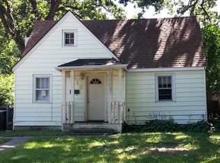 217 Kenwood Dr, Round Lake Park, IL