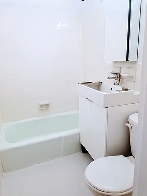 Rented by Oxford Property Group | media 10