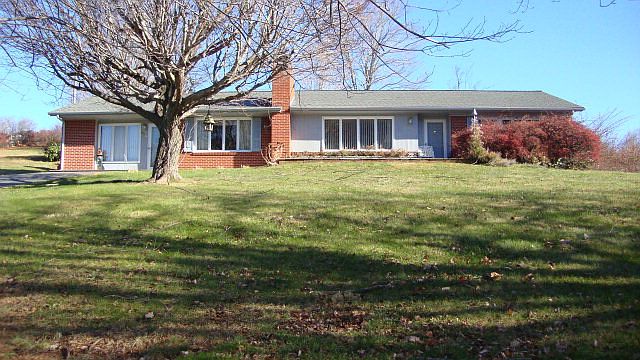 2nd image of 336 Wickzola Ln