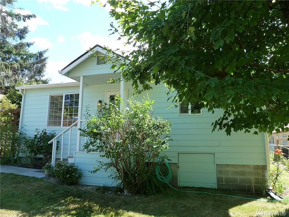 1st image of 1764 SE Holman St
