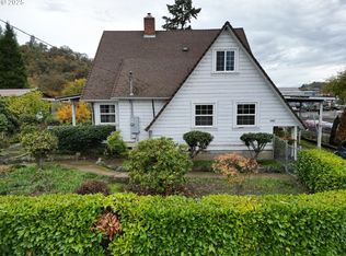 202 NE Fulton St, Roseburg, OR 97470