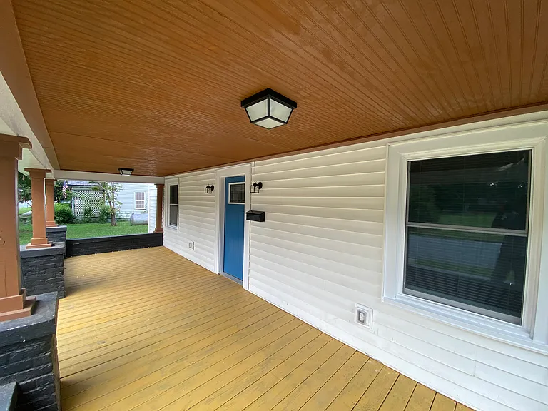 309 N Webb St — Photo 4